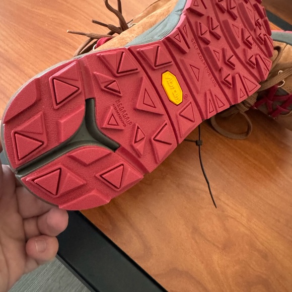 Men's Danner 4.5" Mountain 600 Waterproof Boots - Picture 5 of 16